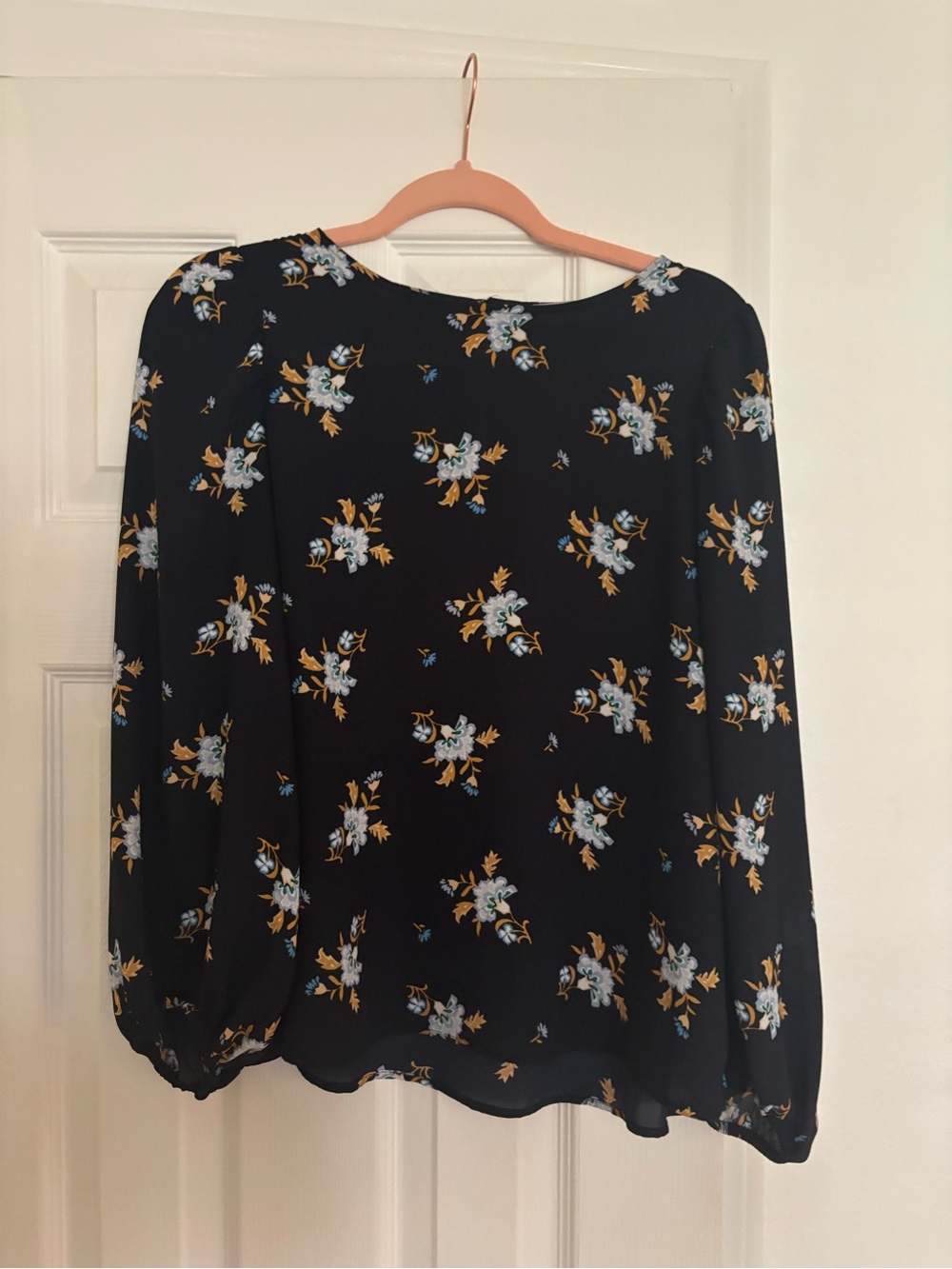 Loft Women's Royal Blue Floral Long-Sleeve Blouse